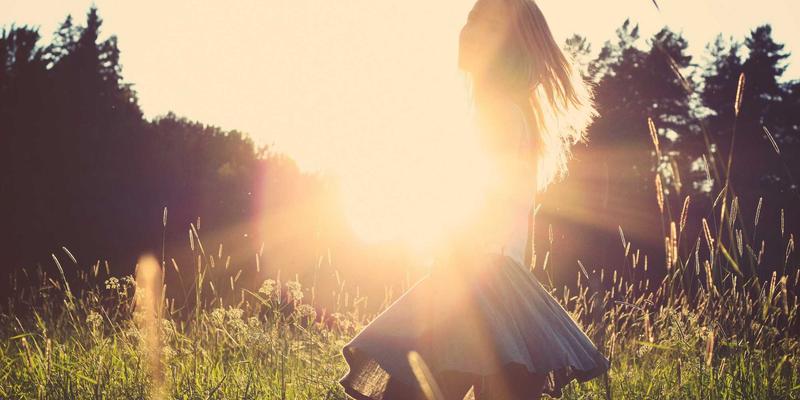 从零打造专业餐饮团队：厨师服与服务员制服的定制流程与卫生标准全解析