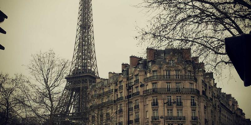 服装定制新趋势:职业装与企业工装的个性化升级之路