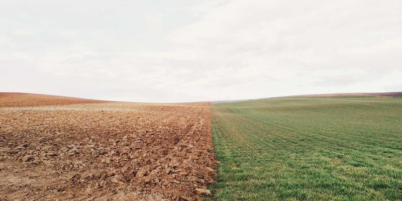 西装定制与企业工装如何解决特殊体型难题？SS乔夫专业裁剪方案解析